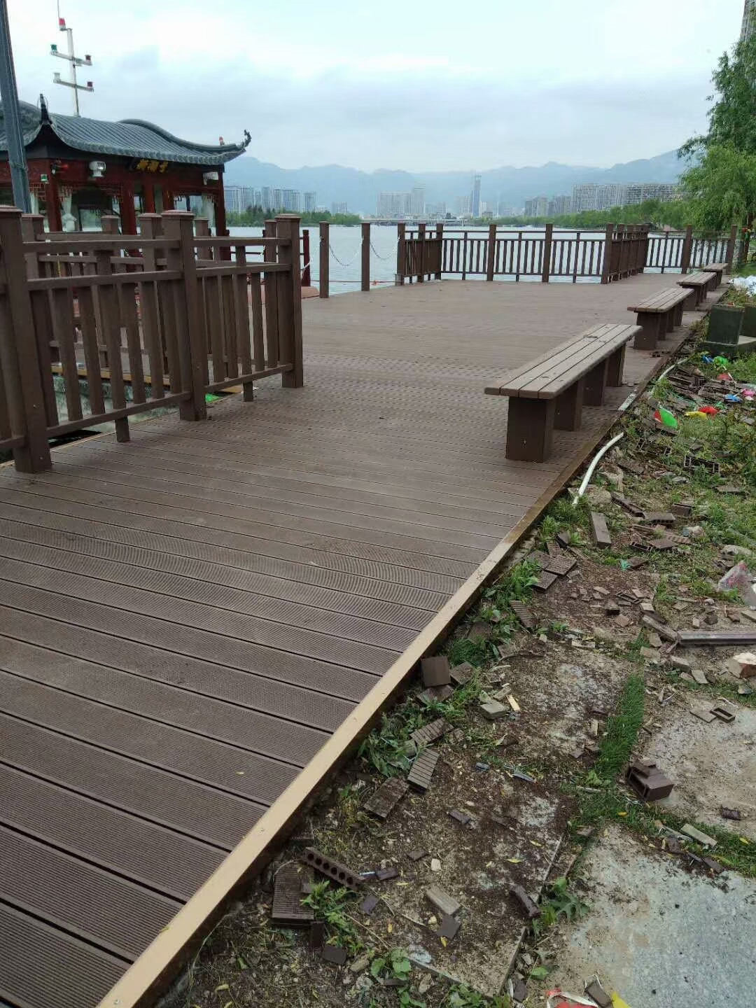 塑木地板欄桿
